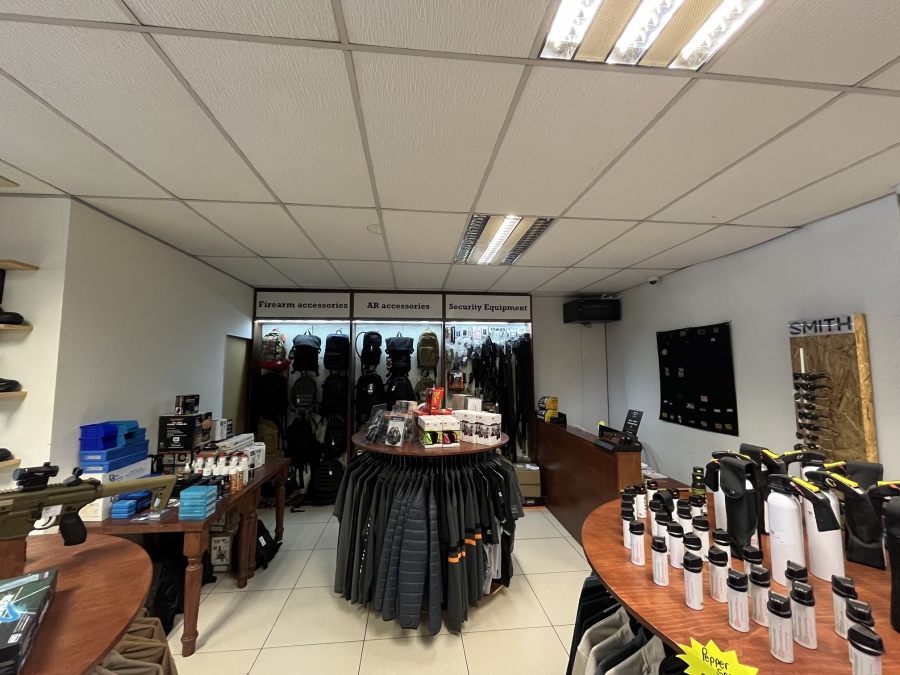 To Let commercial Property for Rent in Brackenfell Central Western Cape